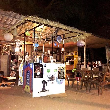 Wonderland Hostel Anjuna Zewnętrze zdjęcie