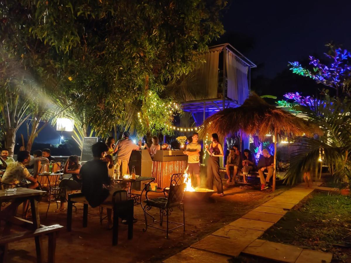 Wonderland Hostel Anjuna Zewnętrze zdjęcie
