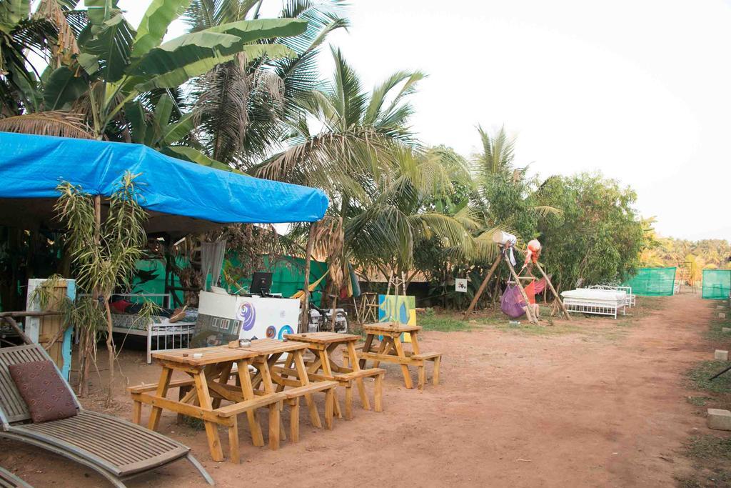 Wonderland Hostel Anjuna Zewnętrze zdjęcie