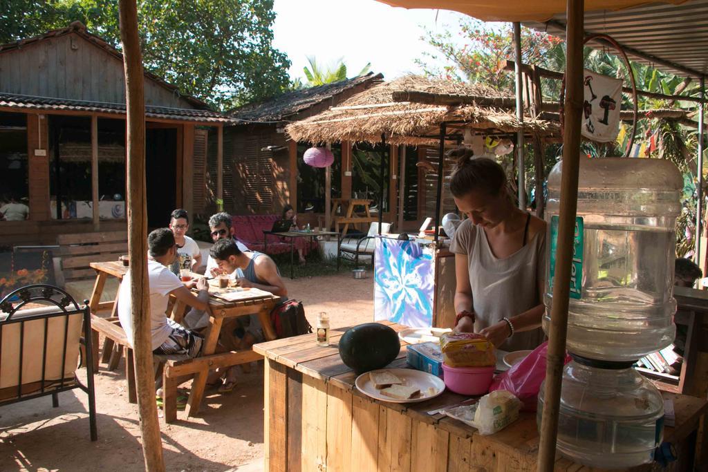 Wonderland Hostel Anjuna Zewnętrze zdjęcie