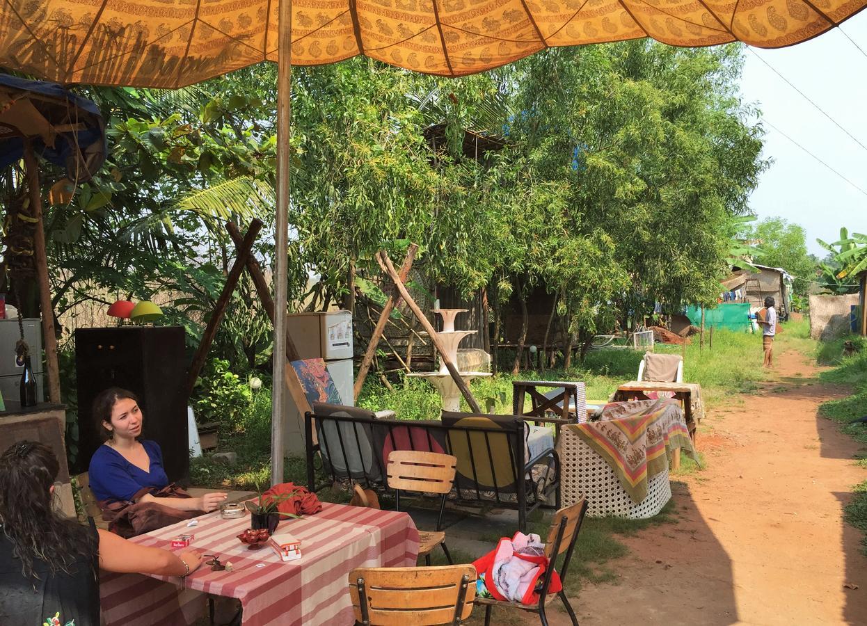 Wonderland Hostel Anjuna Zewnętrze zdjęcie
